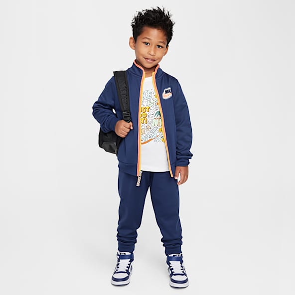Little boys nike clothes on sale